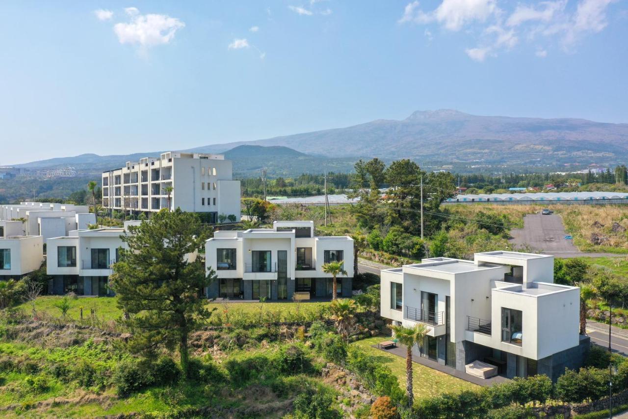 Velum 4* Seogwipo