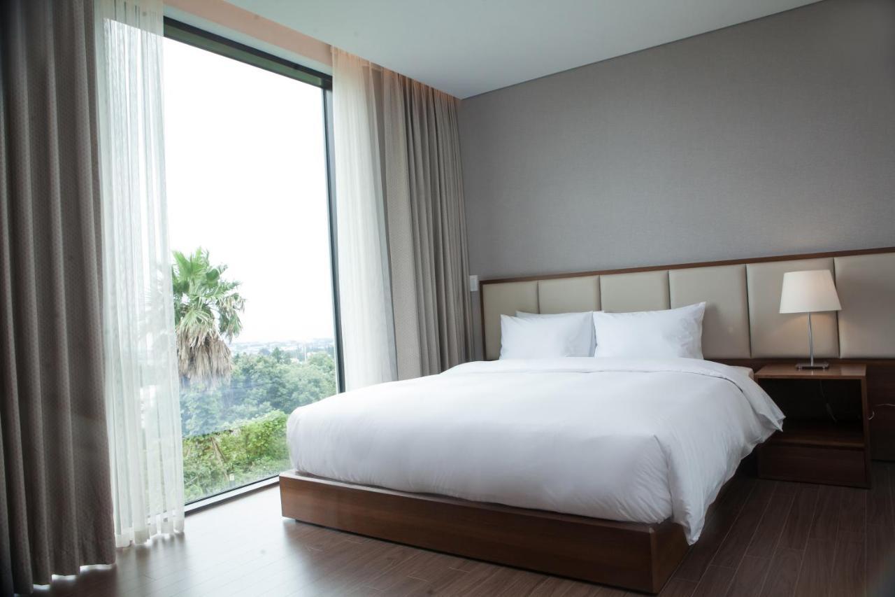 Velum 4*