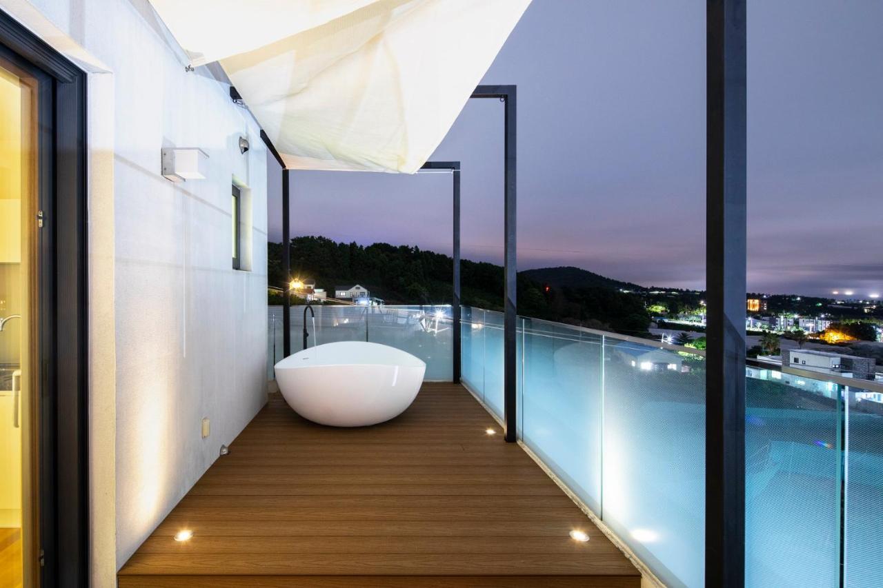 Velum 4*
